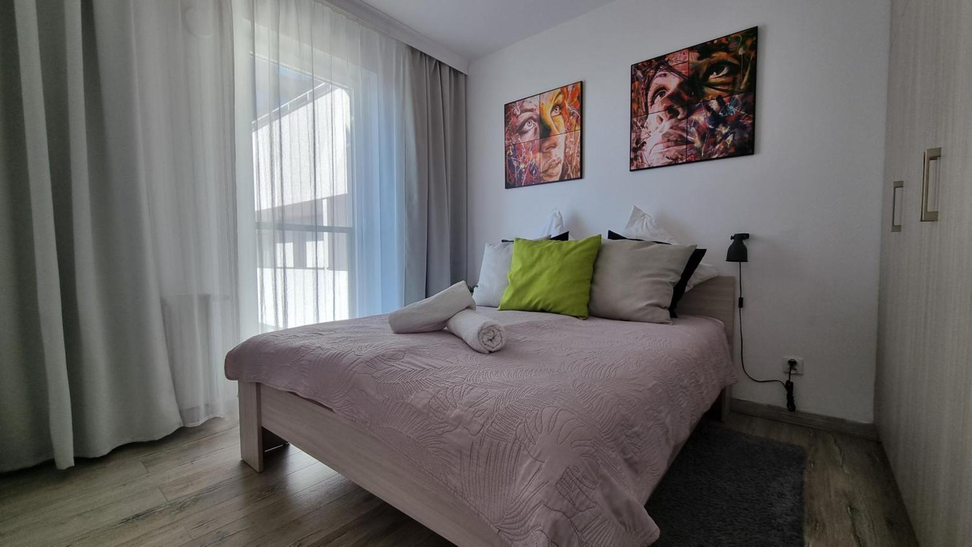 Q Apart Gold- Klimatyzowany 3 Pokojowy Apartament Przy Manufakturze Z Garazem Gratis, Fv Лодзь Экстерьер фото
